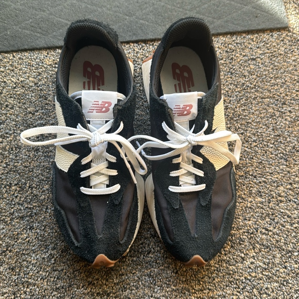 New Balance 327 W 8